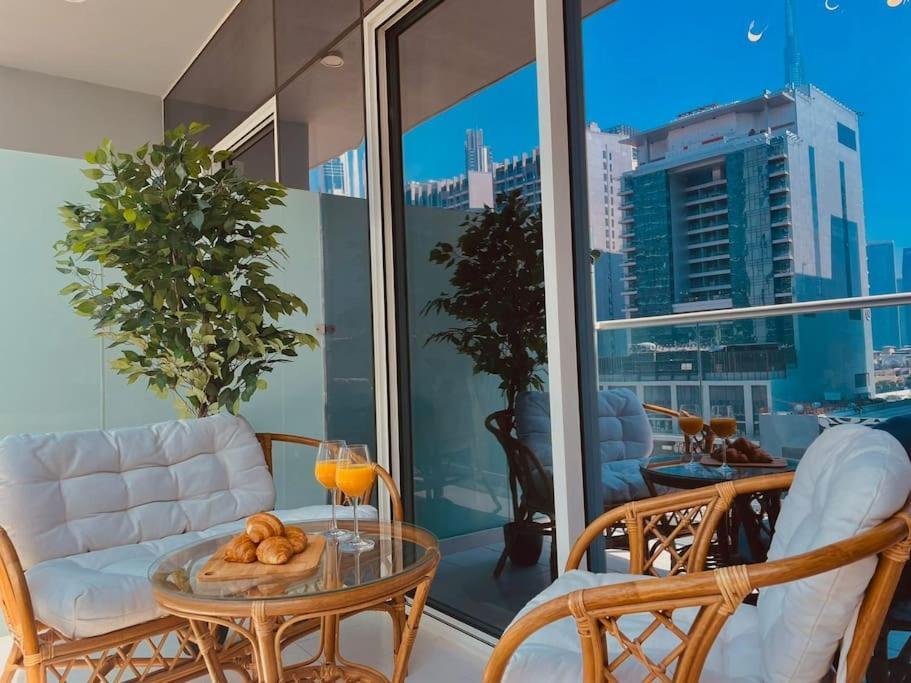 Vera Residences By Damac I 1Br Luxury Aparthotel Dubai Eksteriør billede