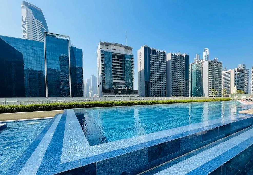 Vera Residences By Damac I 1Br Luxury Aparthotel Dubai Eksteriør billede